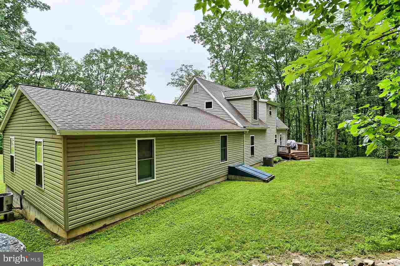 1244 Glatco Lodge Road Hanover, PA 17331 - Photo 9 of 33