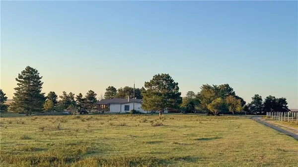 $595,000 | 8722 North N Road, Ulysses, KS 67880