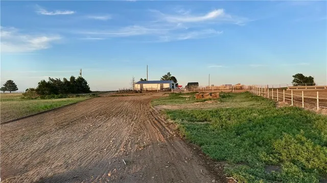 $595,000 | 8722 North N Road, Ulysses, KS 67880
