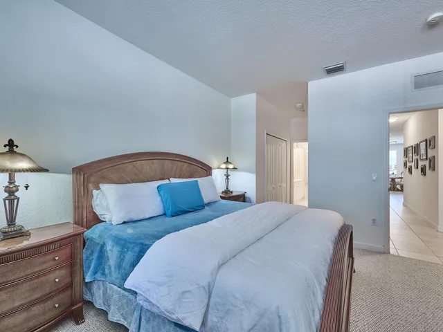 $319,500 | 1006 Shoma Drive, Royal Palm Beach, FL 33414