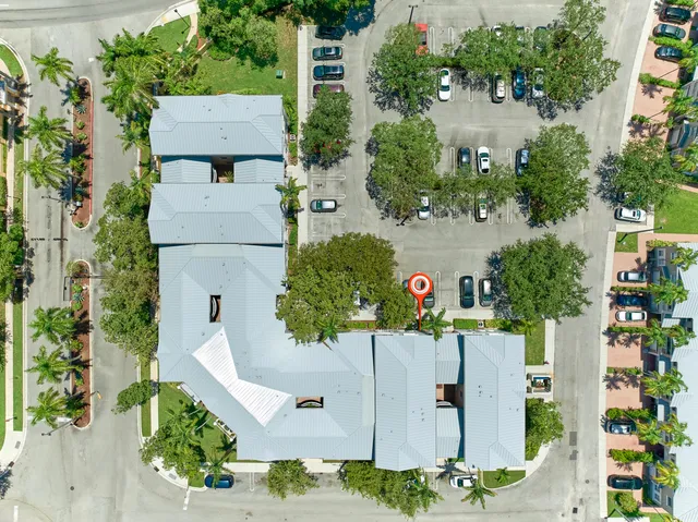 $319,500 | 1006 Shoma Drive, Royal Palm Beach, FL 33414