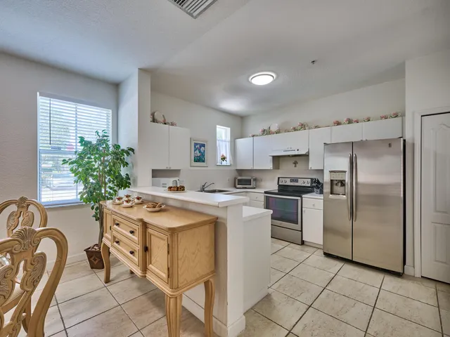 $319,500 | 1006 Shoma Drive, Royal Palm Beach, FL 33414