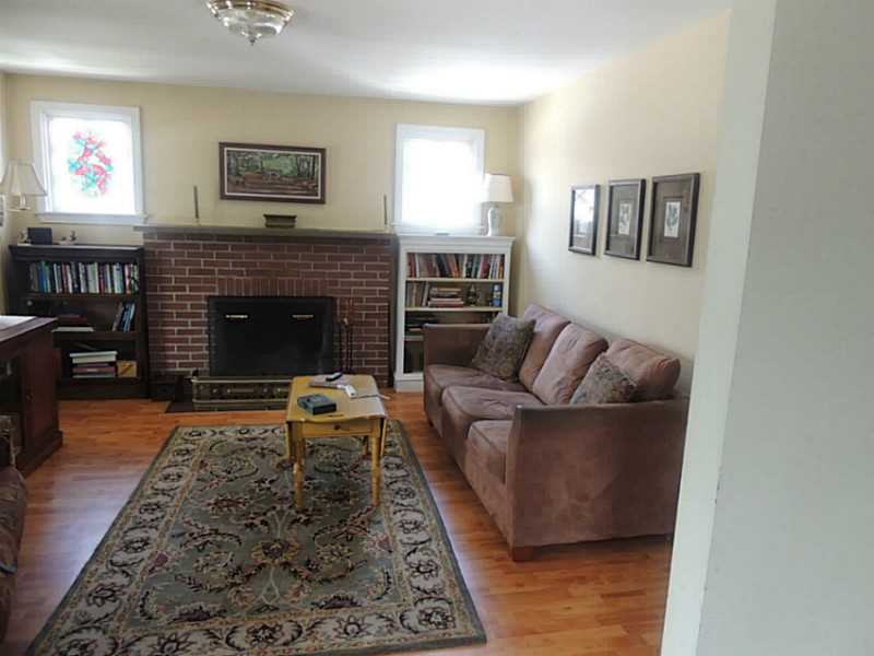60 Friendly Road Cranston, RI 02910 - Photo 4 of 24 Den/Family/Great Room.