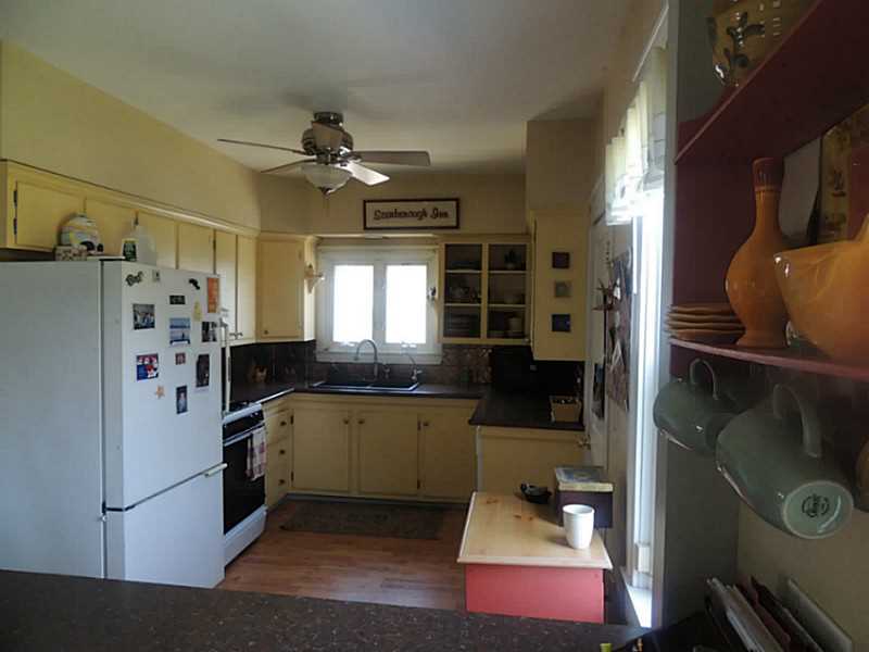 60 Friendly Road Cranston, RI 02910 - Photo 8 of 24 Kitchen.