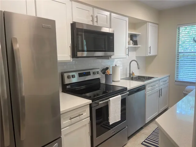 $1,800 | 800 Mallery Street, Unit C28, St. Simons Island, GA 31522