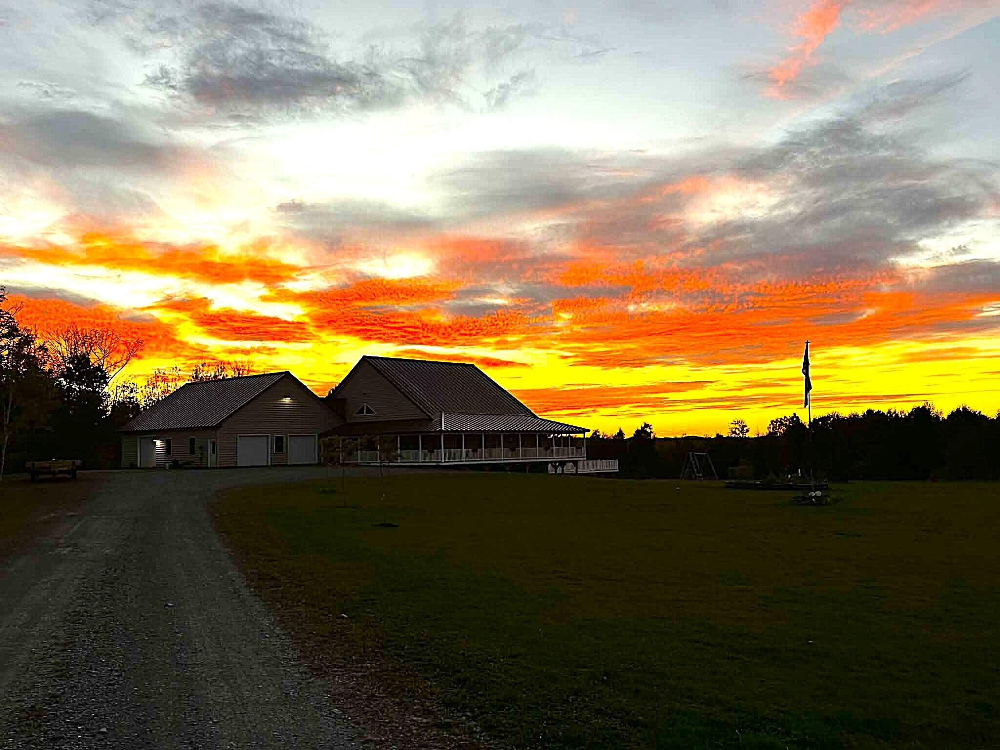 260 Nyes Corner Road St. Albans, ME 04971 - Photo 4 of 104 house outside