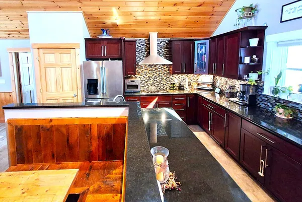 $1,500,000 | 260 Nyes Corner Road, St. Albans, ME 04971