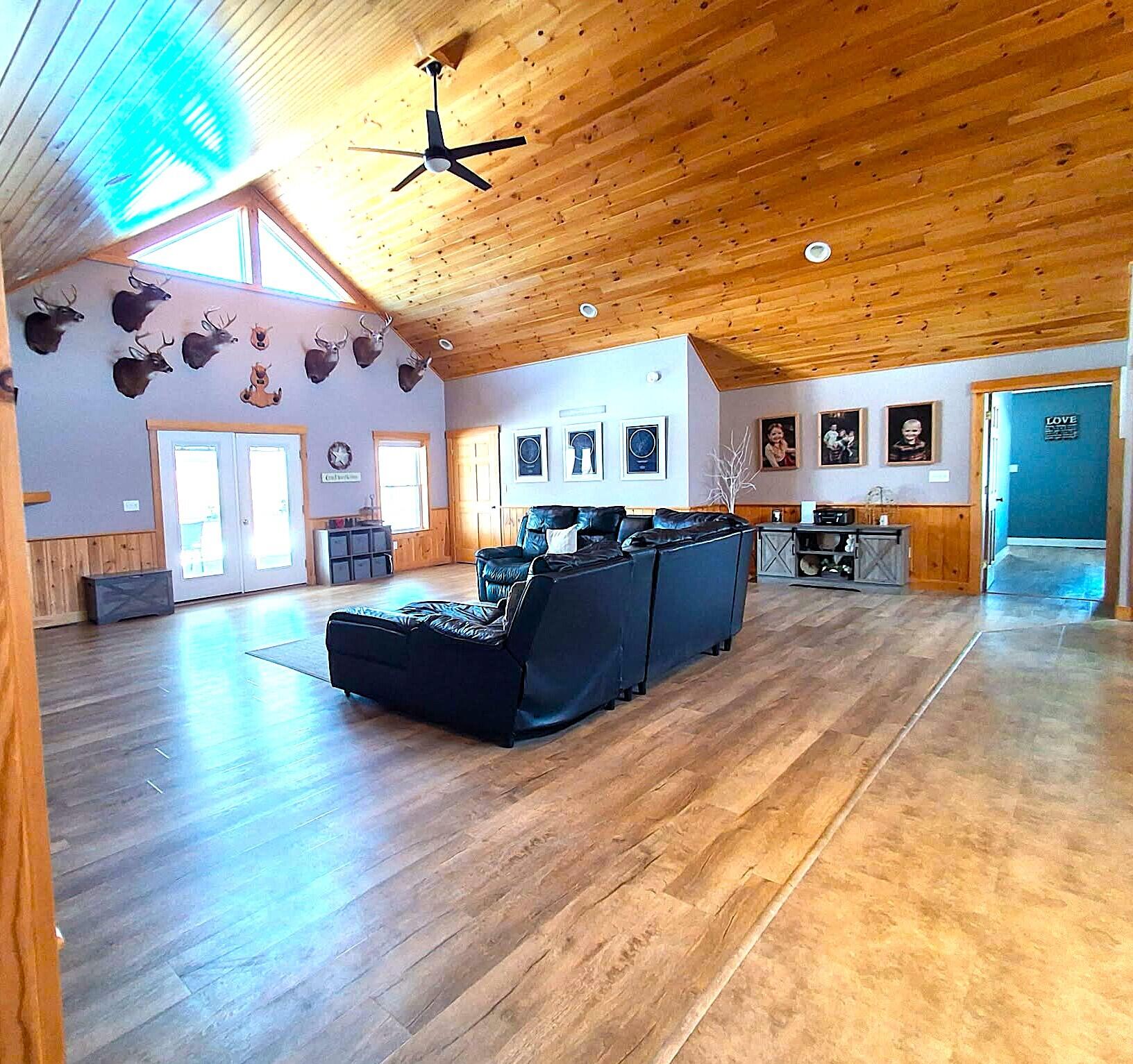 260 Nyes Corner Road St. Albans, ME 04971 - Photo 69 of 104 livingroom2