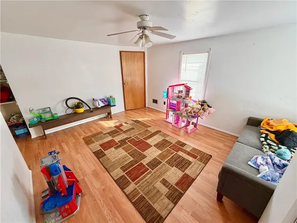 $82,000 | 160 Main Street, Allison, PA 15413