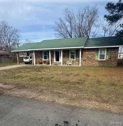 $150,000 | 402 Damon Street, Dexter, MO 63841