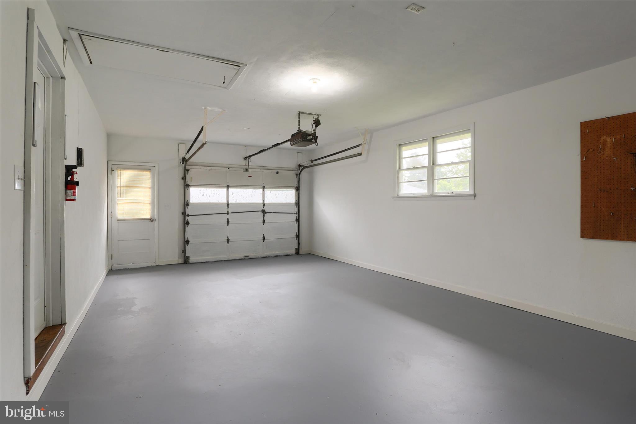 2490 Cedar Road York, PA 17408 - Photo 15 of 41