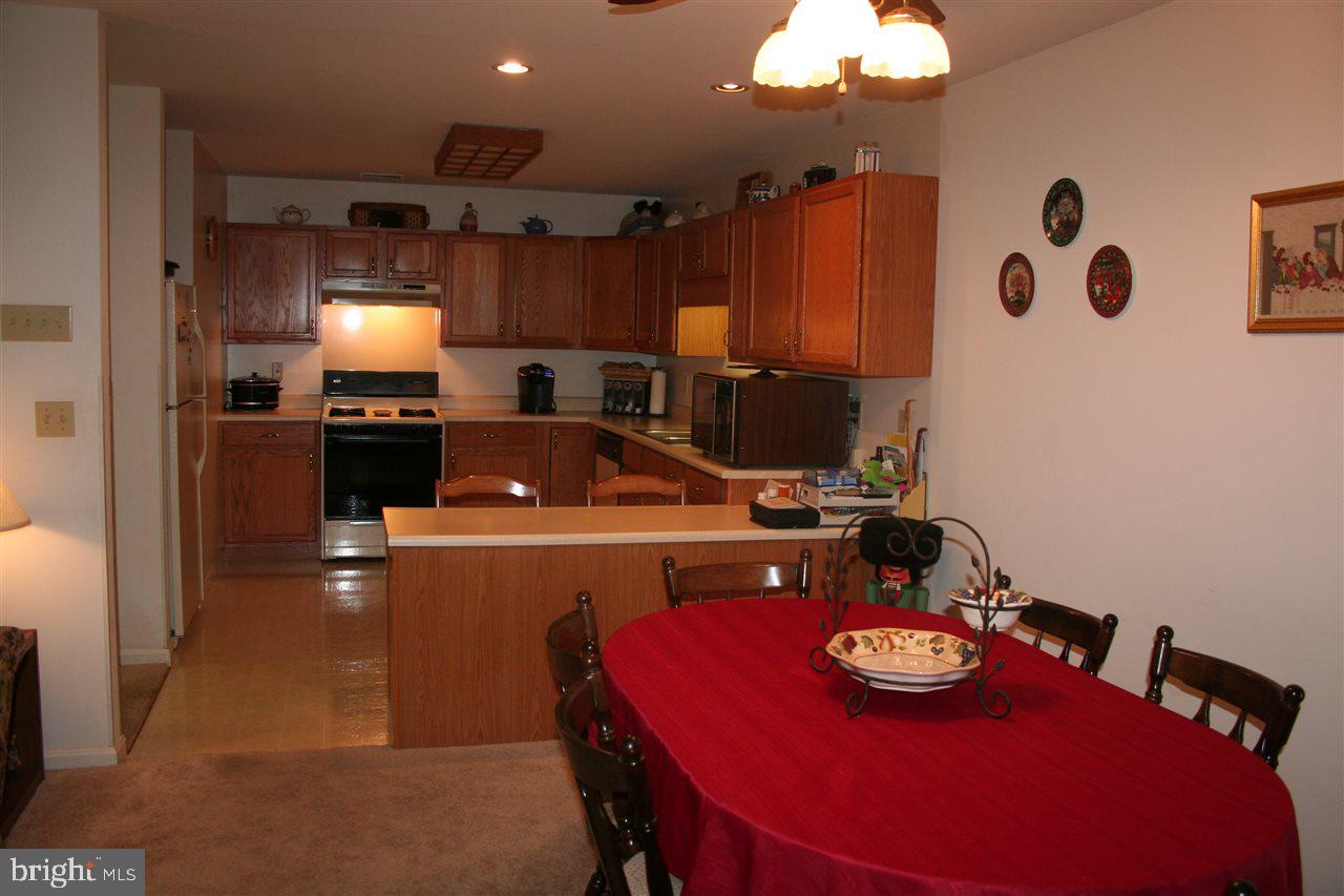 3095 Lakefield Road York, PA 17402 - Photo 12 of 35 Gallery Image 12