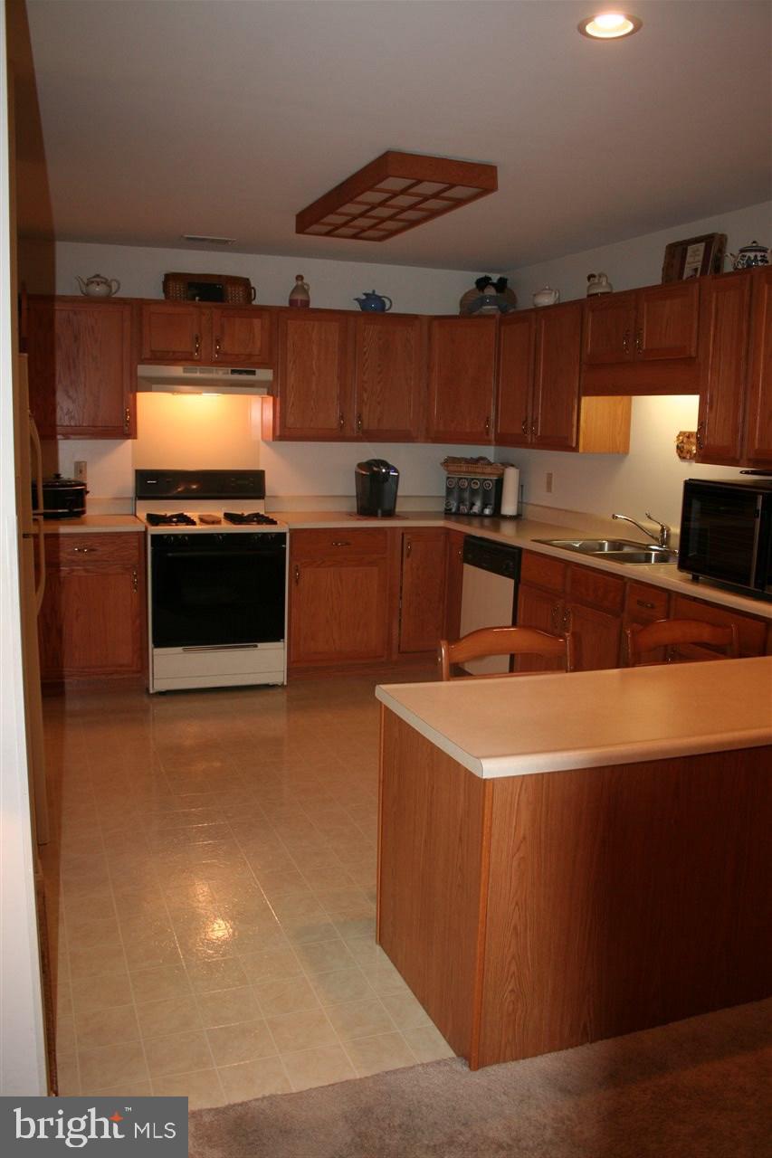 3095 Lakefield Road York, PA 17402 - Photo 16 of 35 Gallery Image 16