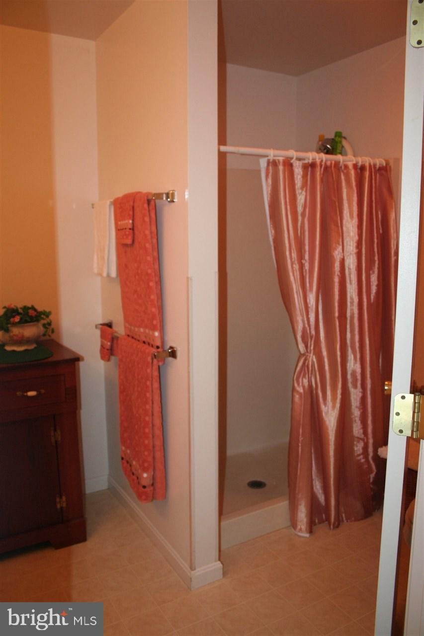 3095 Lakefield Road York, PA 17402 - Photo 23 of 35 Gallery Image 23