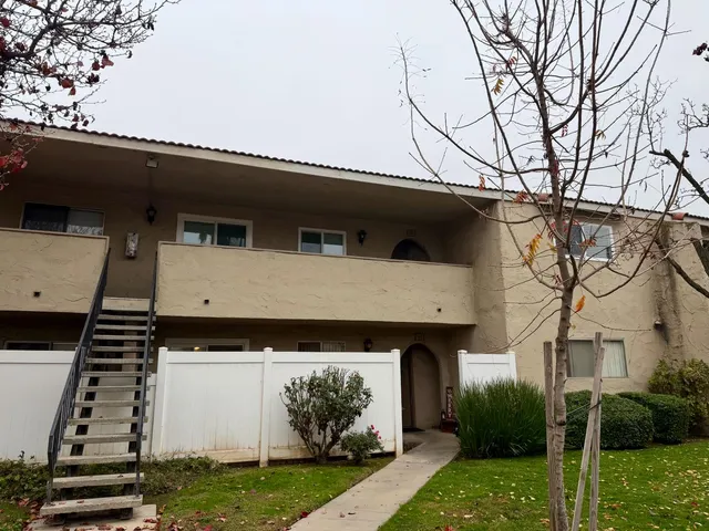 $199,900 | 1250 East Shaw Avenue, Unit 239, Fresno, CA 93710