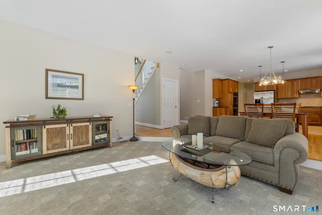 $749,900 | 37 Ellsworth Lane, Ellington, CT 06029