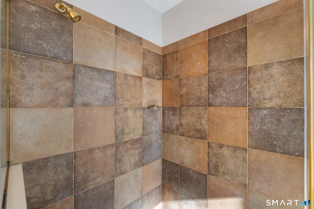 $749,900 | 37 Ellsworth Lane, Ellington, CT 06029