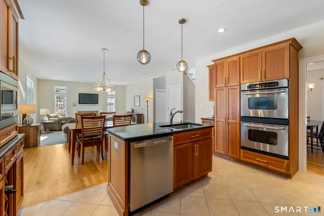 $749,900 | 37 Ellsworth Lane, Ellington, CT 06029