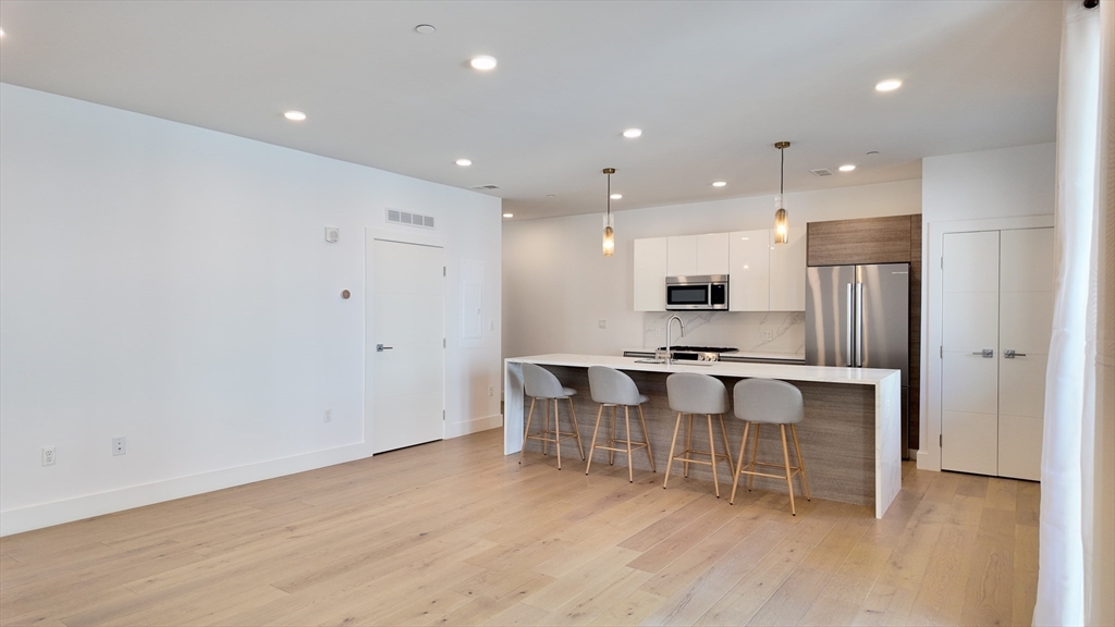 30 Penniman Road, Unit 305 Boston, MA 02134 - Photo 5 of 19