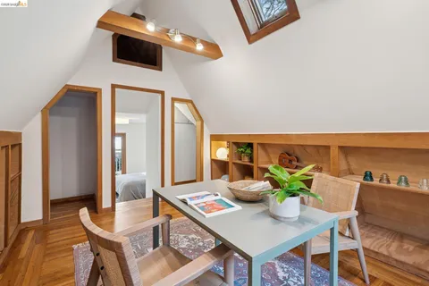 $1,195,000 | 982 Grizzly Peak Boulevard, Berkeley, CA 94708