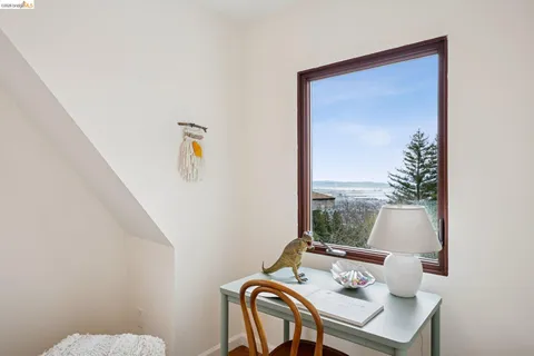 $1,195,000 | 982 Grizzly Peak Boulevard, Berkeley, CA 94708