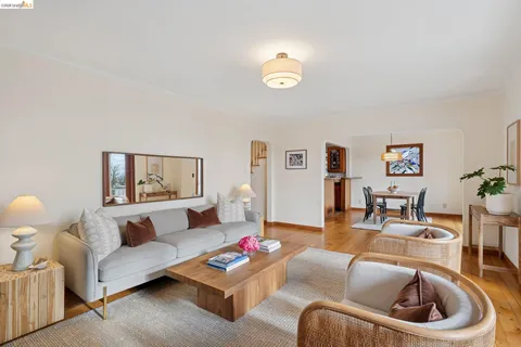 $1,195,000 | 982 Grizzly Peak Boulevard, Berkeley, CA 94708