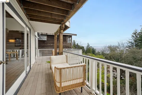 $1,195,000 | 982 Grizzly Peak Boulevard, Berkeley, CA 94708