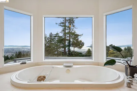 $1,195,000 | 982 Grizzly Peak Boulevard, Berkeley, CA 94708