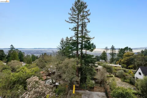 $1,195,000 | 982 Grizzly Peak Boulevard, Berkeley, CA 94708