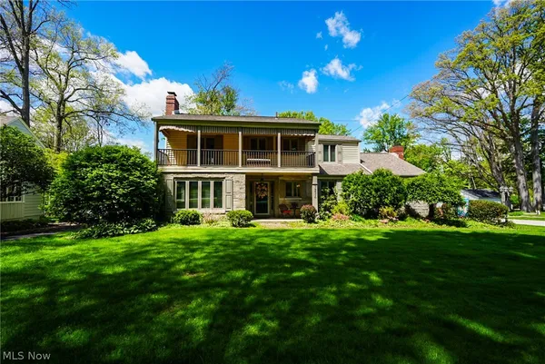 $449,900 | 7224 Oak Drive, Youngstown, OH 44514