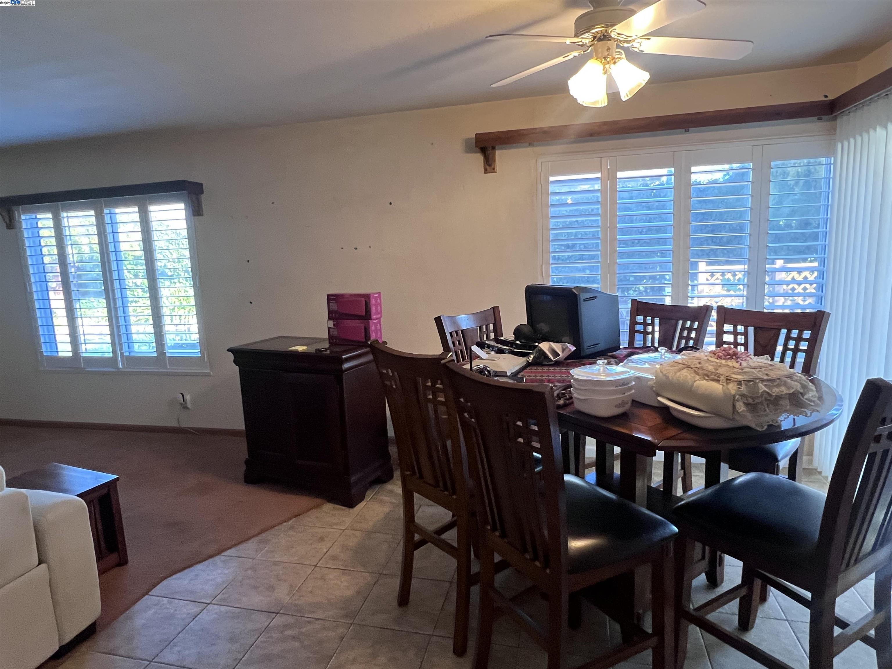 1222 Murdell Lane Livermore, CA 94550 - Photo 8 of 27