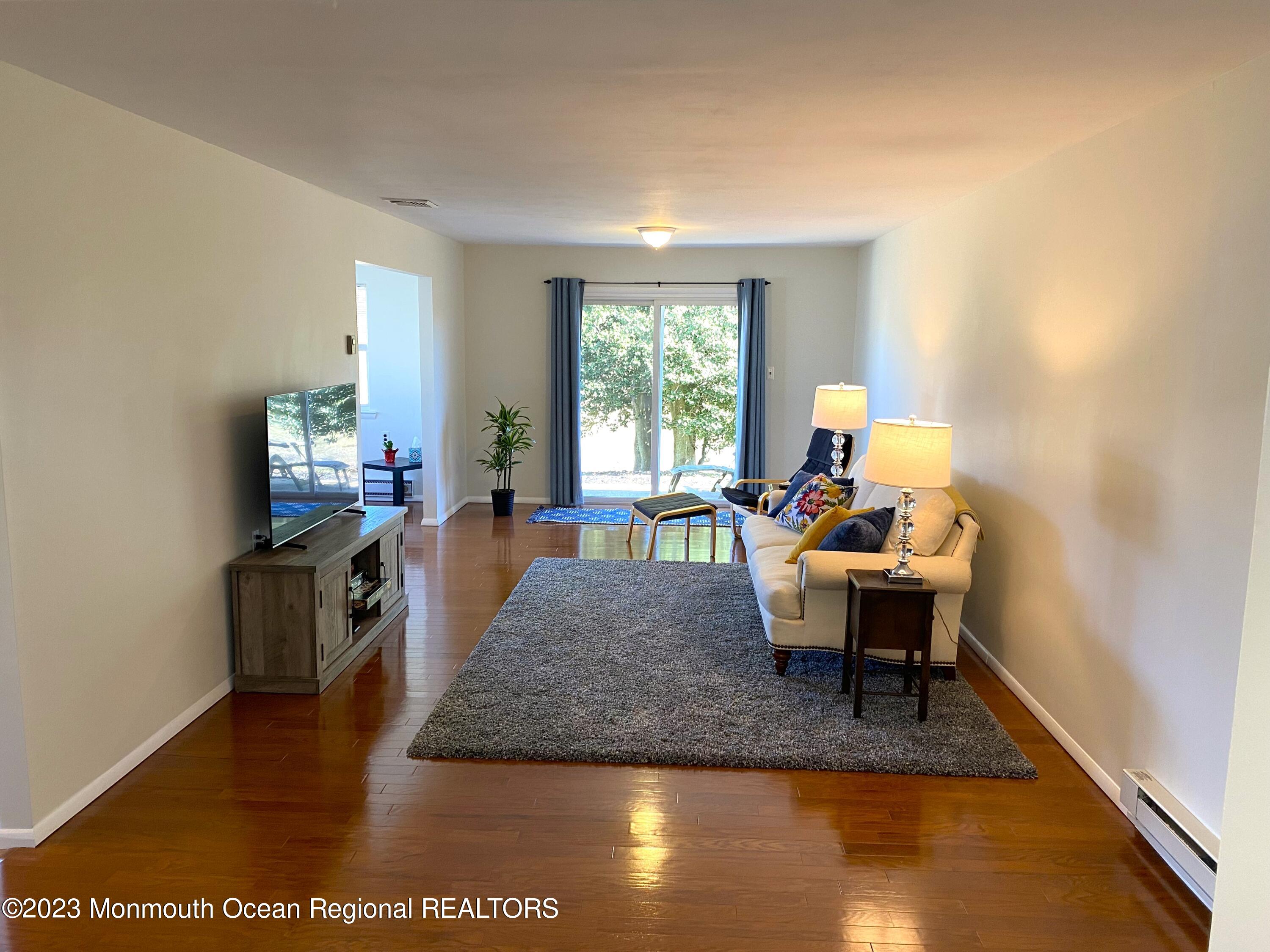 110 Whittier Road Brick, NJ 08724 - Photo 5 of 22 IMG_8581 Edit 1