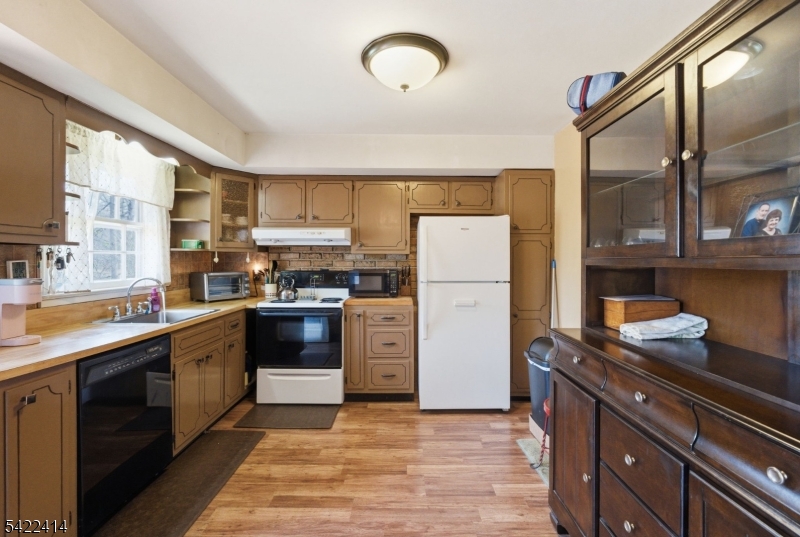 13 Firetower Road Budd Lake, NJ 07828 - Photo 8 of 29