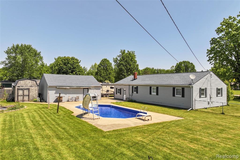 13011 Neff Road Clio, MI 48420 - Photo 4 of 31