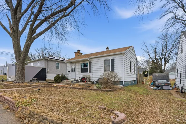 $180,000 | 3433 North Sturdevant Street, Davenport, IA 52806