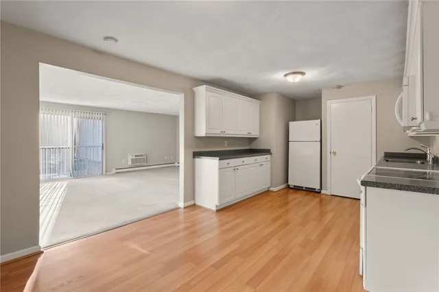 $199,900 | 300 Smithfield Road, Unit 518, North Providence, RI 02904