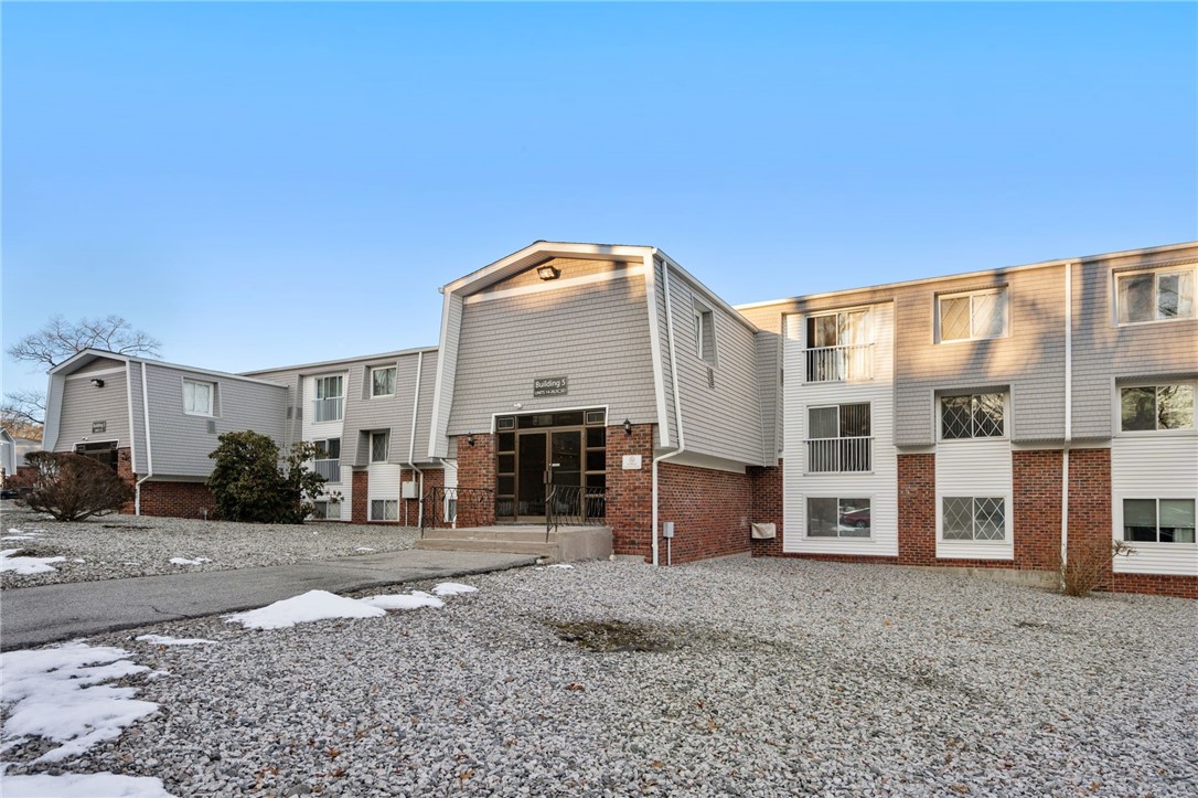 300 Smithfield Road, Unit 518 North Providence, RI 02904 - Photo 21 of 23