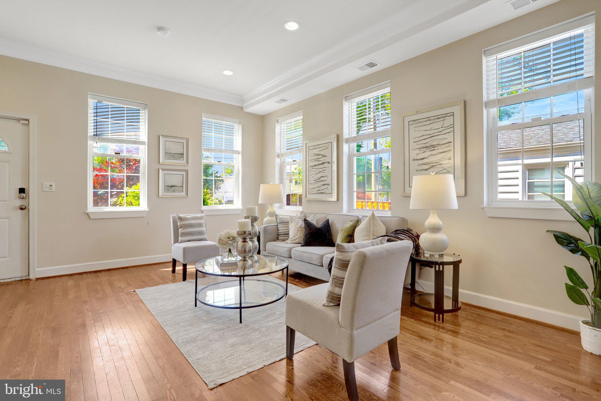 6 East Reed Avenue Alexandria, VA 22305 - Photo 6 of 46 Gallery Image 6