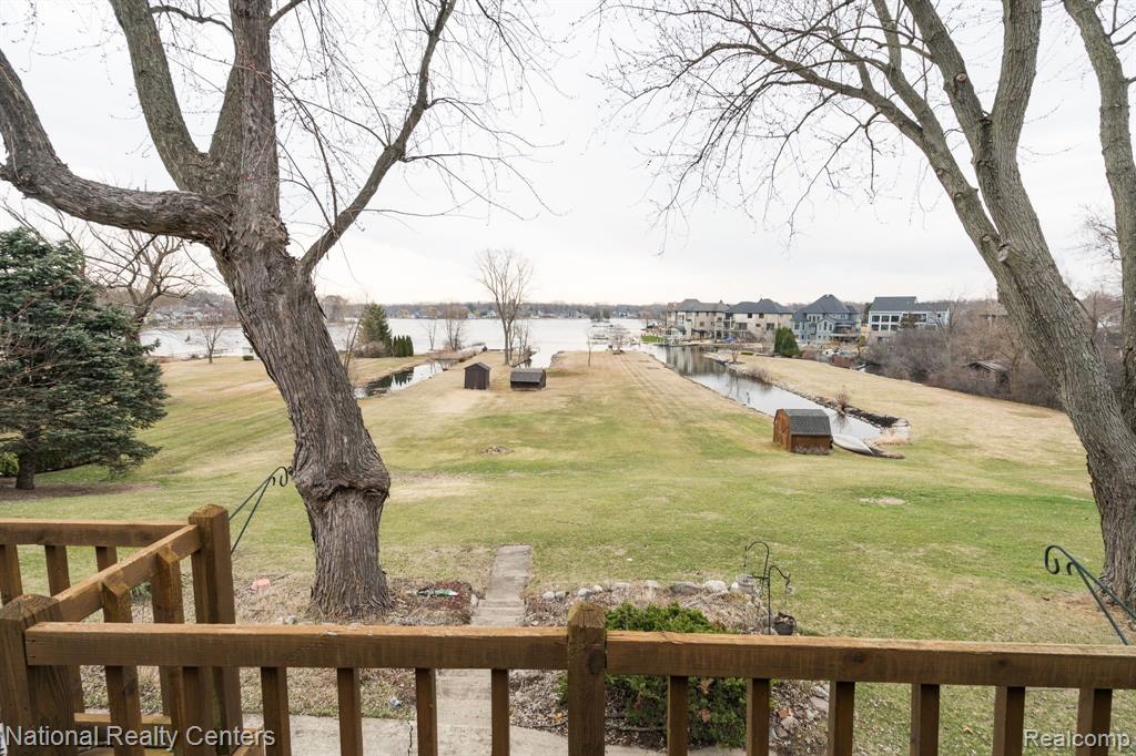 3506 Moberly Road Commerce Township, MI 48382 - Photo 24 of 37