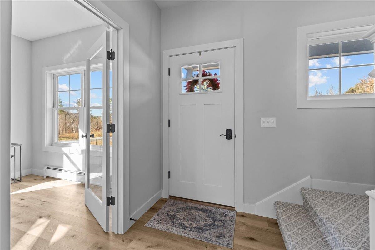 96 Shore Road Jericho, VT 05465 - Photo 4 of 37