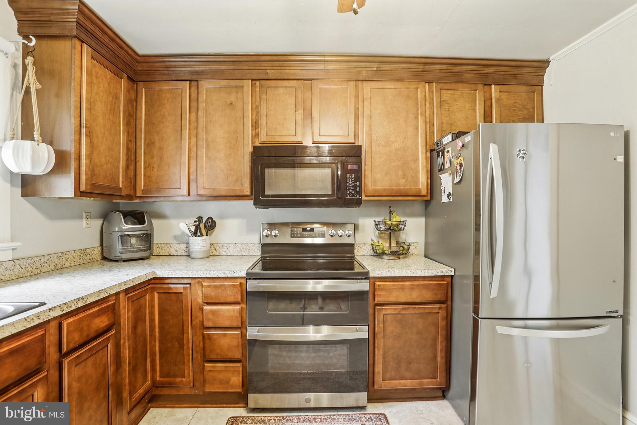 2371 Mathias Point Road King George, VA 22485 - Photo 11 of 25 Gallery Image 11