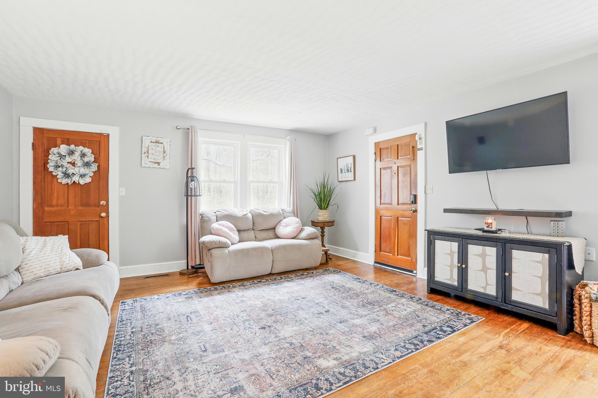 2371 Mathias Point Road King George, VA 22485 - Photo 6 of 25 Gallery Image 6