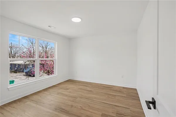 $2,995 | 4206 Pearl Street, Kansas City, KS 66103