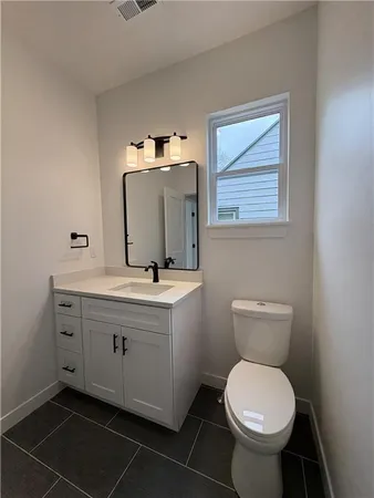 $2,995 | 4206 Pearl Street, Kansas City, KS 66103