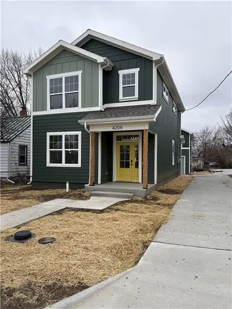 $2,995 | 4206 Pearl Street, Kansas City, KS 66103