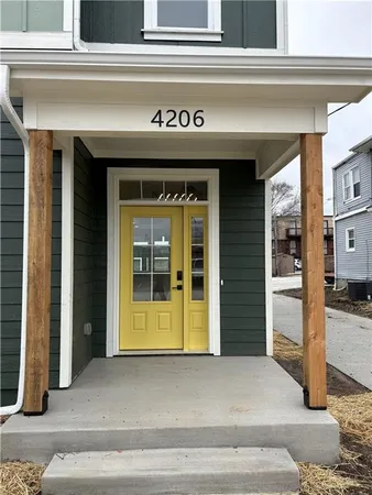 $2,995 | 4206 Pearl Street, Kansas City, KS 66103