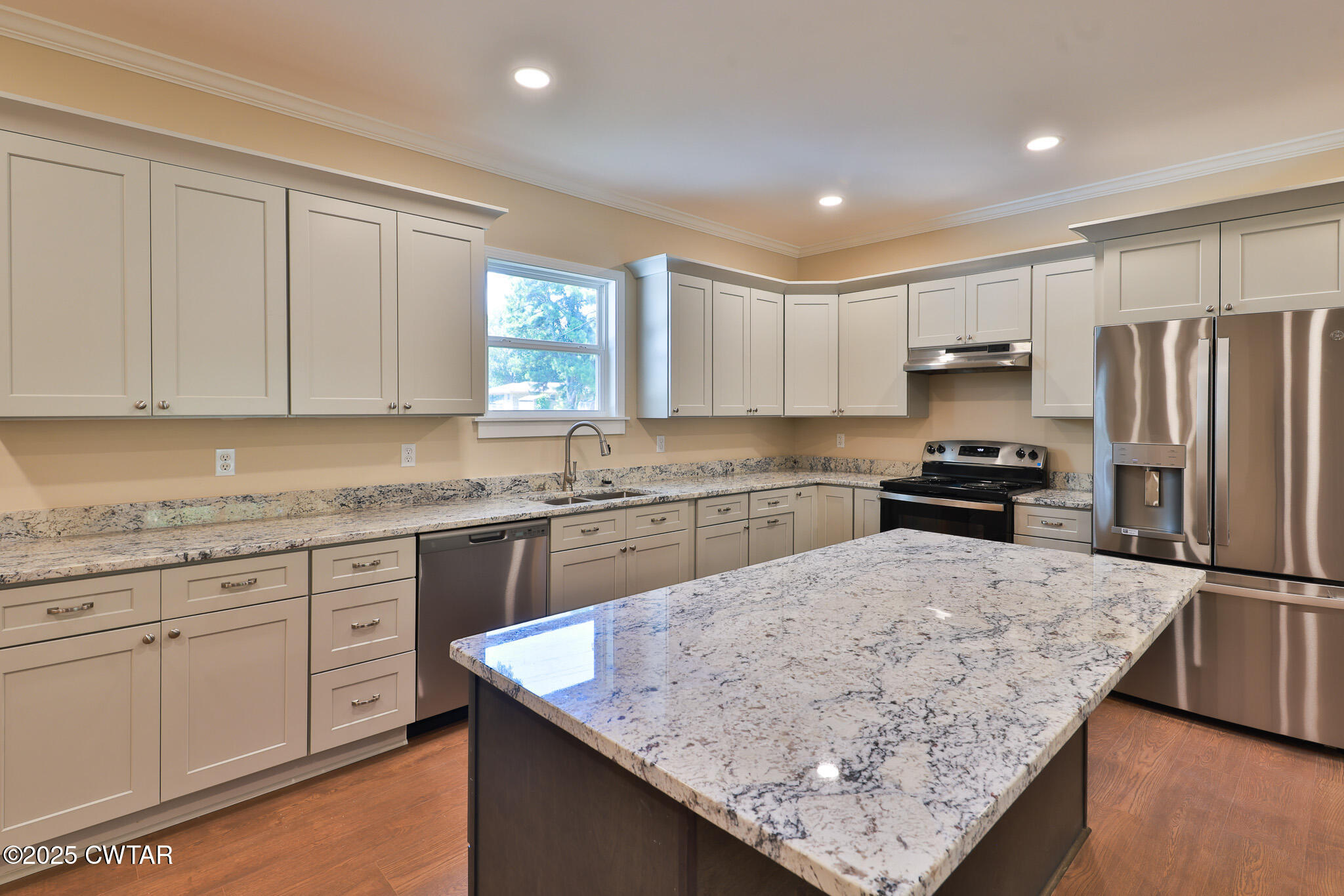 208 Ellis Street Martin, TN 38237 - Photo 11 of 22 FT8A1001