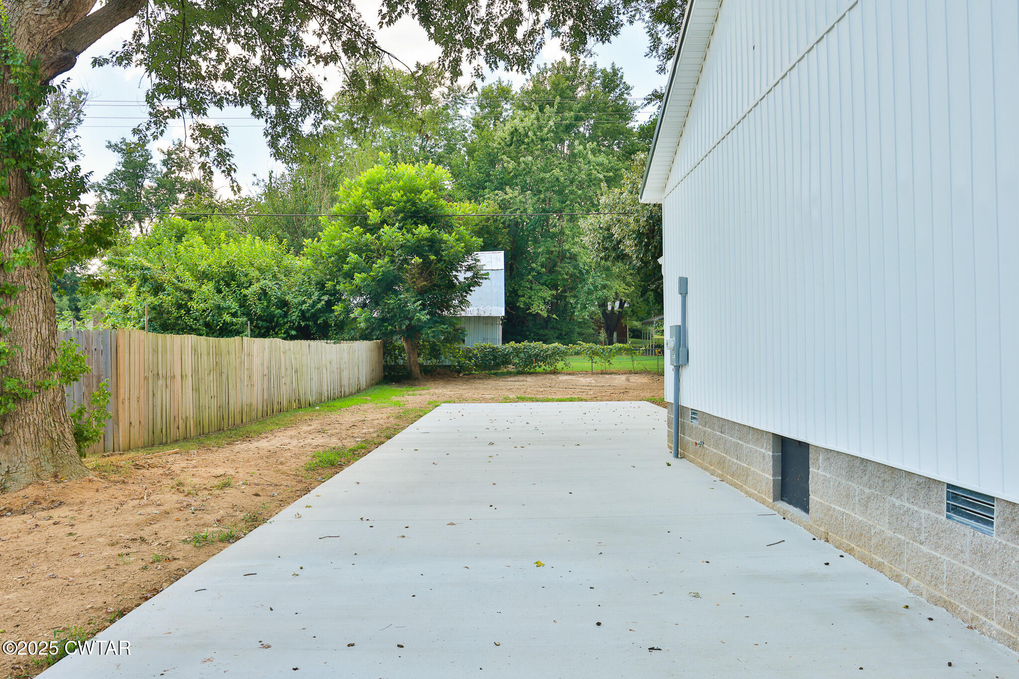 208 Ellis Street Martin, TN 38237 - Photo 5 of 22 FT8A0992