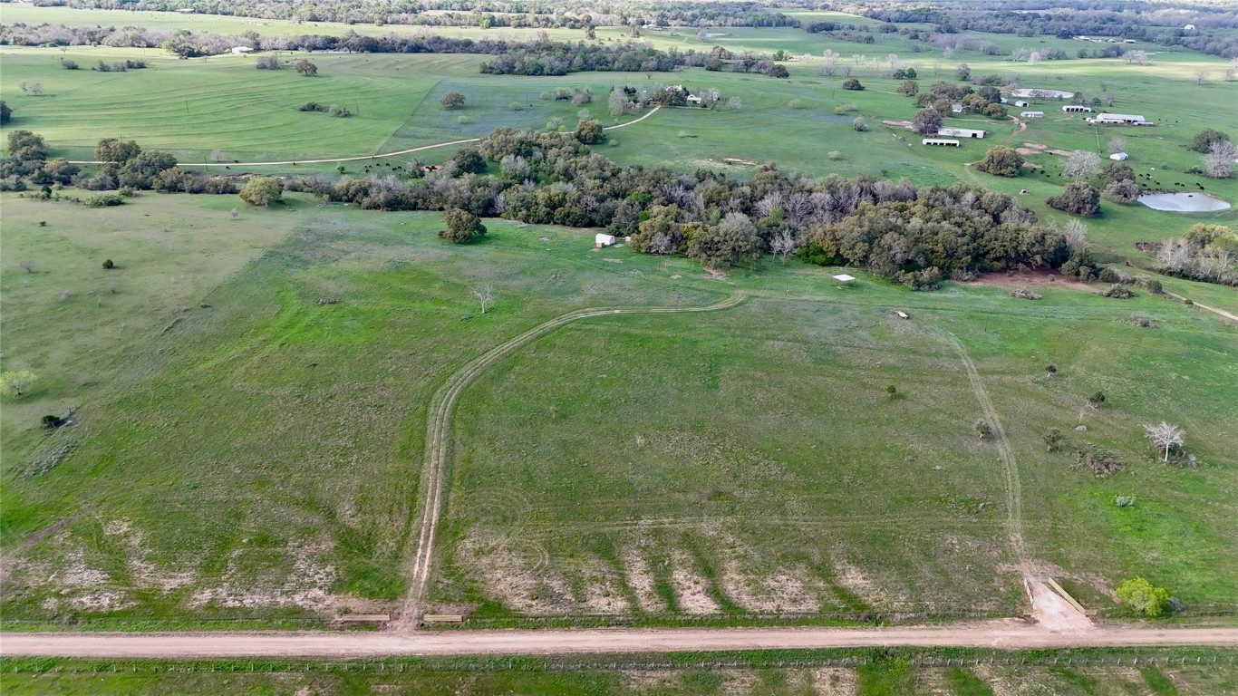 494 County Road 217 Schulenburg, TX 78956 - Photo 6 of 39 a view of a lush green space