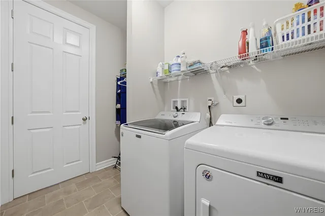 $369,900 | 299 Northill Drive, Unit E, Amherst, NY 14221